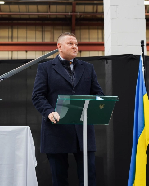 В Британії запрацював перший український оборонний завод: Залужний повідомив деталі 8