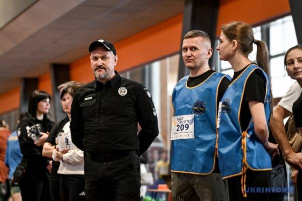 Забіг пам'яті: Тисячі хвилин допомоги, що перевершують рекорди 11