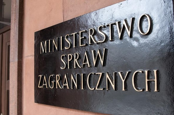 Посла рф у Польщі викличуть “на килим” через скандальні заяви путіна