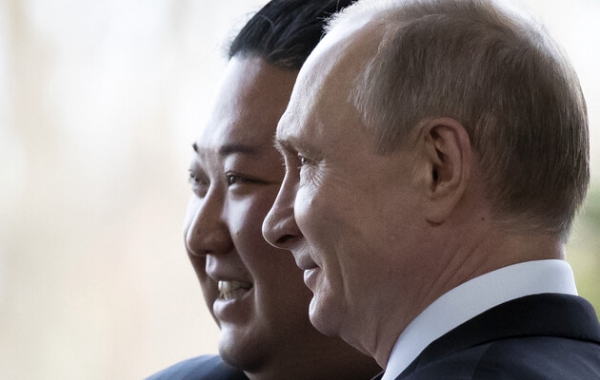 Bloomberg: Знекровлена скарбниця Північної Кореї наповнюється завдяки Росії