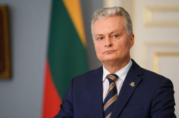 Президент Литви прокоментував продовження "зернової угоди": Послаблювати санкції проти диктаторів несправедливо