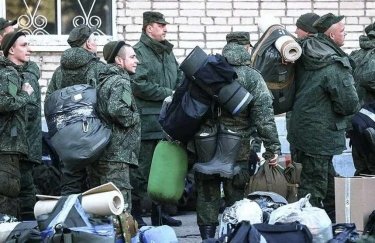 Росіяни почали залучати до війни проти України курсантів льотних училищ