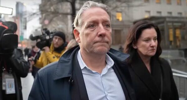 Ексглава відділу контррозвідки ФБР у Нью-Йорку зізнався, що&hellip;