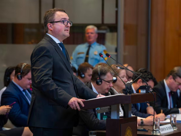 Україна розпочала виступ у суді ООН в Гаазі у справі проти росії