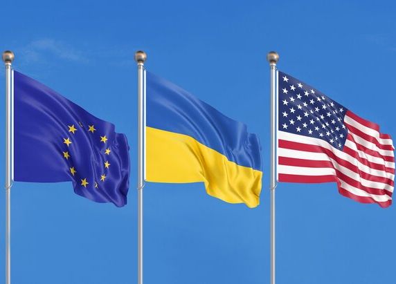 Експерти спробували порахувати об'єми допомоги Україні ЄС та США: скільки вийшло