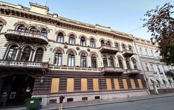 Воронцовський палац та готель «Лондонський»: в Одесі постраждали ще 9 об’єктів спадщини ЮНЕСКО