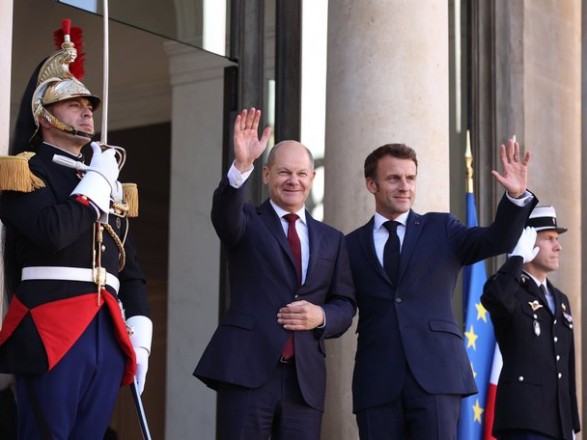 FT: тертя між Макроном і Шольцем ускладнює домовленості&hellip;