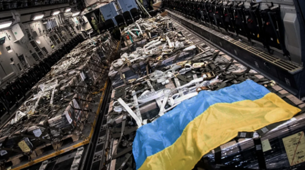 Німеччина передала Україні пакет військової допомоги, до якого увійшли транспортні засоби
