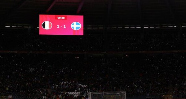 Вбивство у Брюсселі. Футбольний матч зупинено, людей не&hellip;