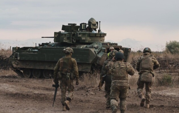 ISW з посиланням на росіян: в районі Кринок можуть дислокуватися 300 військових, ПТСи та бронемашини ЗСУ