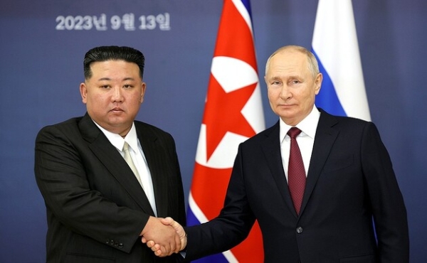 У Євросоюзі відреагували на постачання Північною Кореєю зброї до Росії