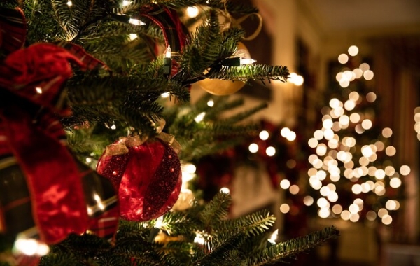 Що послухати на свята: світові хіти для новорічного та різдвяного настрою