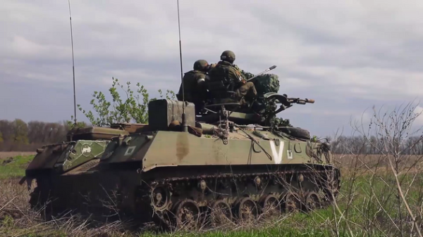 Українські військові знищують близько 60% броньованої техніки росіян на одному з напрямків