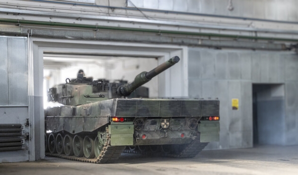 Швейцарія експортувала до Німеччини танки, які замінять відправлену в Україну техніку