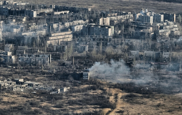 У британській розвідці розповіли, на скільки кілометрів просунулися росіяни після захоплення Авдіївки