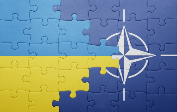 Навіть поки триває війна, НАТО має відкрити двері для оборонної інтеграції з Україною — Atlantic Council