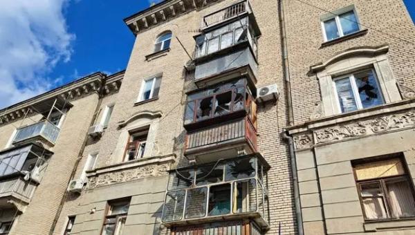 Армія РФ важко поранила жінку та травмувала чоловіка в Дніпропетровській області