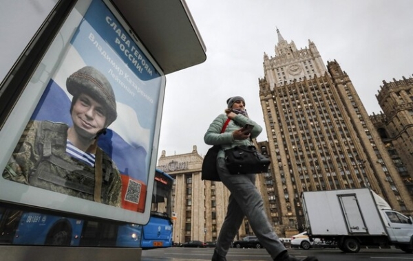 Росія пропонує іноземцям $2200 щомісячно та своє громадянство за контракт  із армією – британська розвідка