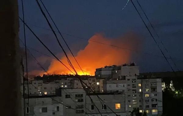 З'явилися супутникові знімки наслідків удару по Луганську