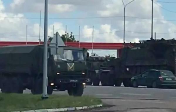 Росіяни перекидують додаткові засоби ППО на аеродром у Джанкої ‒ 