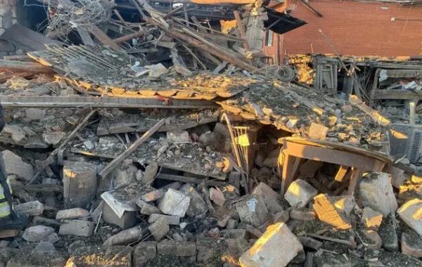 Обстріли Харківщини за добу: росіяни знову вбили та поранили мирних жителів Обстріли Харківщини за добу: росіяни знову вбили та поранили мирних жителів