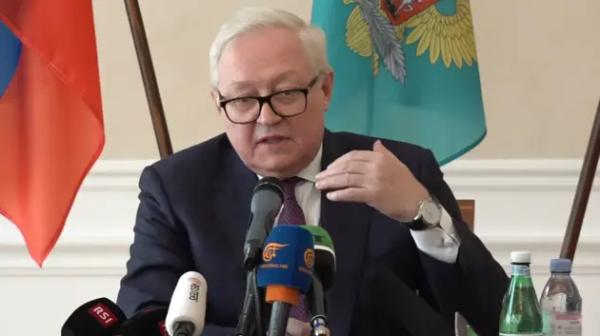 США ще не розмістили в Німеччині далекобійну зброю, а в РФ вже заявили про «військову відповідь» США ще не розмістили в Німеччині далекобійну зброю, а в РФ вже заявили про «військову відповідь»