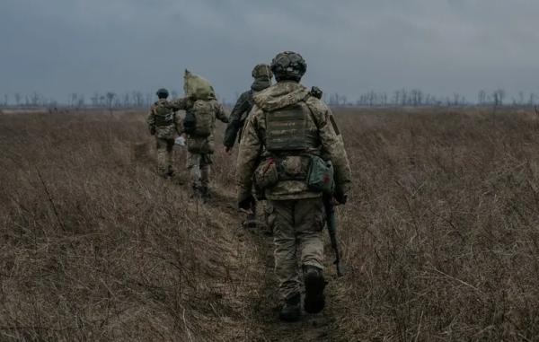 На курахівському напрямку ЗСУ мають відступати, аби не залишитися у мішках – оглядач