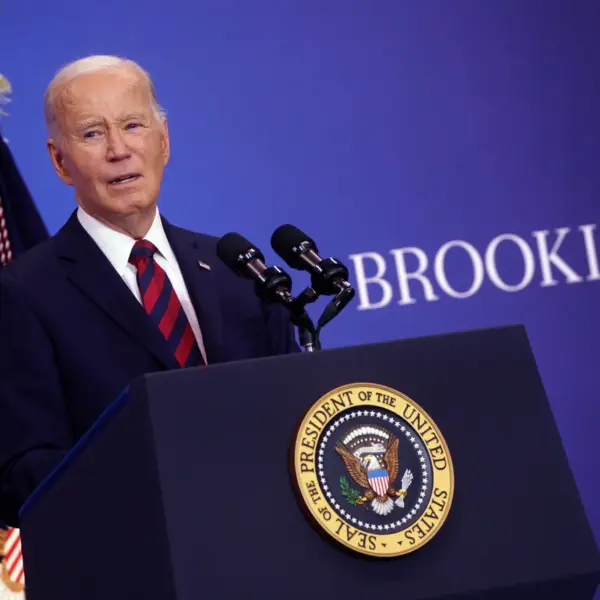 Байден пом’якшив покарання для 1500 ув’язнених та помилував&hellip;