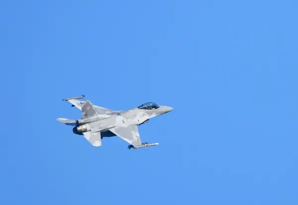 Guardian: 120 європейських винищувачів можуть захистити небо над&hellip;