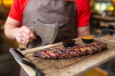 Фото 3 — Чому закрили "П’яну Вишню" в Лондоні, коли відкриють у Франції: досвід українського ресторанного бізнесу за кордоном