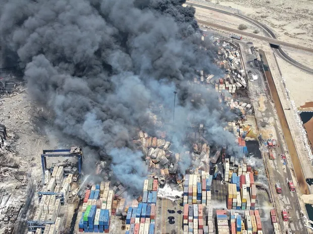 Кількість жертв вибуху в порту Ірану зросла до 46, понад 1200 постраждалих Кількість жертв вибуху в порту Ірану зросла до 46, понад 1200 постраждалих