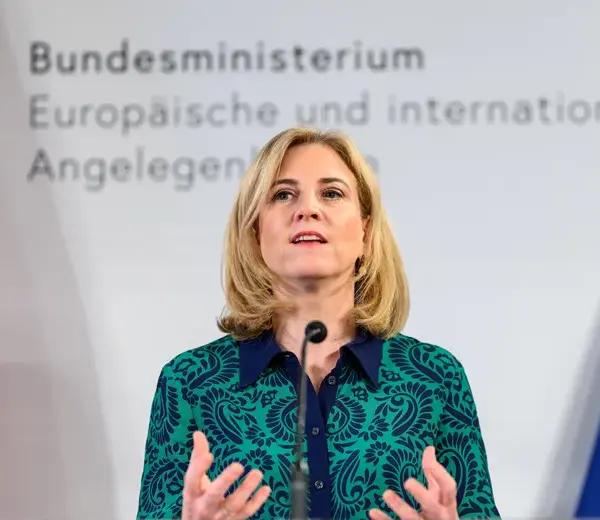 Австрія розмірковує над відмовою від нейтралітету через російську&hellip;