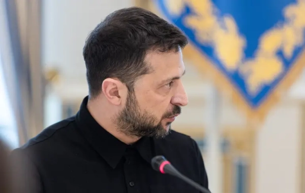 «Усе, що вона мені нібито говорила – фейк»: Зеленський каже, що не спілкувався з Урсулою фон дер Ляєн щодо закону про НАБУ та САП