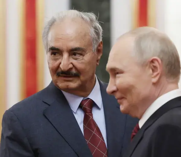 Telegraph: Путін у змові з лівійським генералом може&hellip;