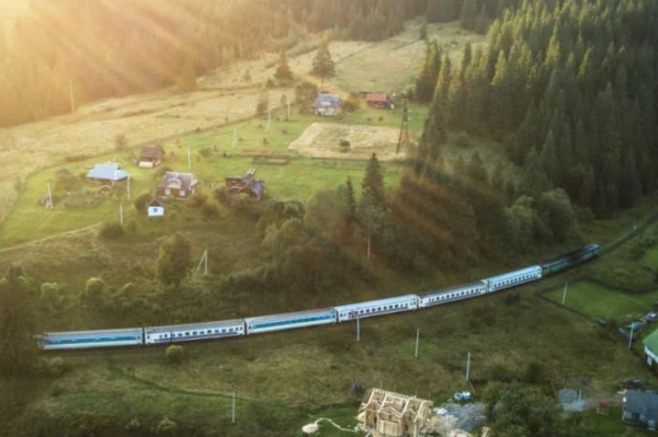 Аварія пасажирського поїзда на Закарпатті: рейс вирушив до кінцевої станції Солотвино