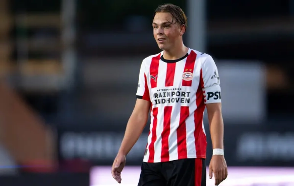Голландський футболіст боявся переходити до Нідерландський футболіст побоявся переходити в