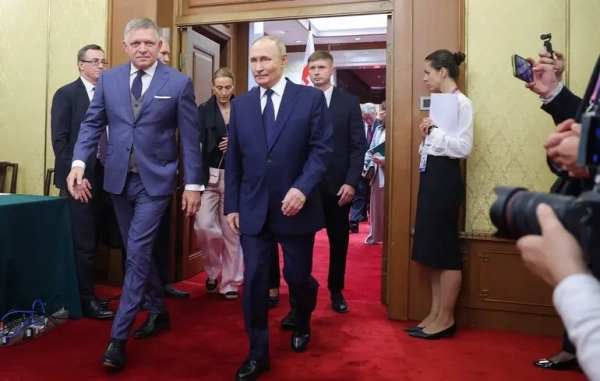 Фіцо порівняв ЄС із жабою на дні колодязя: головні заяви прем'єр-міністра на зустрічі з Путіним Фіцо порівняв ЄС з жабою на дні криниці: основні заяви прем'єра на зустрічі з Путіним