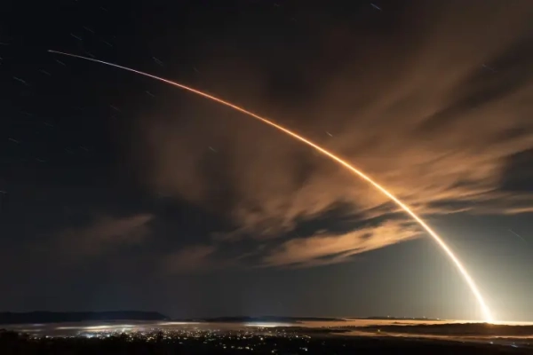 SpaceX втратила комунікацію з супутником Starlink внаслідок збою.