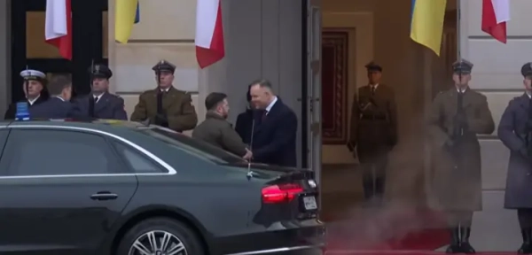 Зеленський та Навроцький провели першу офіційну зустріч у&hellip;