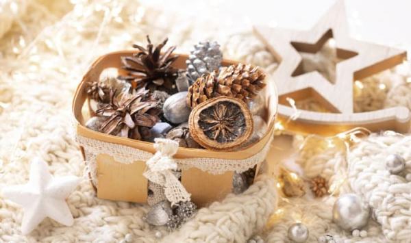Як можна прикрасити дім, якщо не хочеш встановлювати ялинку