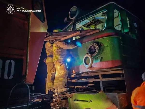 Через російську атаку на Житомирщину постраждали 4 працівники Укрзалізниці - ДСНС