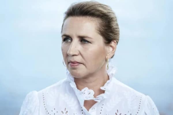 Прем'єрка Данії Метте Фредеріксен відвідала Гренландію після відмови Трампа від силового сценарію