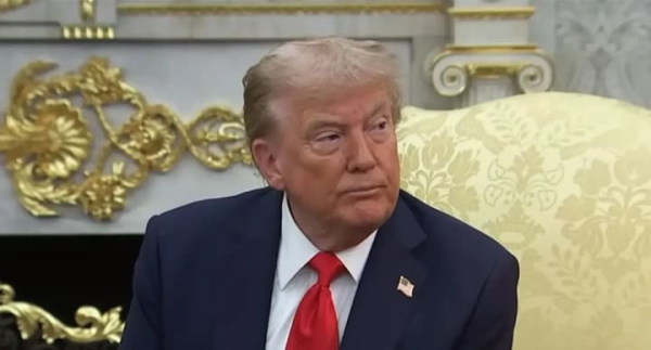 Трамп озвучив новорічне побажання миру під час вечірки в Мар-а-Лаго