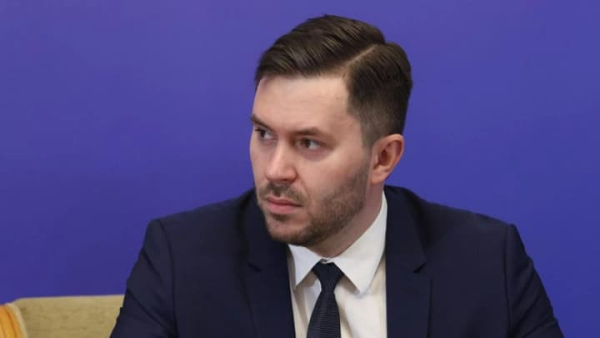 Зеленський звільнив голову НКЦПФР Магомедова 