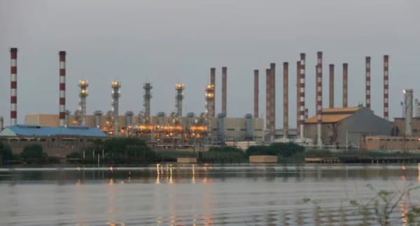 Ціни на нафту злетіли на 3% через американську "армаду" та нові санкції проти Ірану