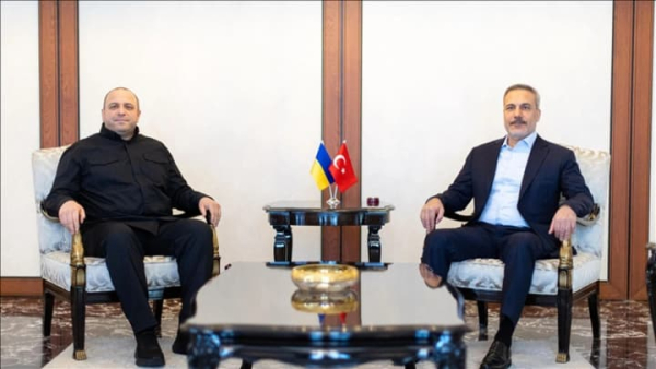 Умєров приїхав на переговори до міністра закордонних справ Туреччини в Анкару