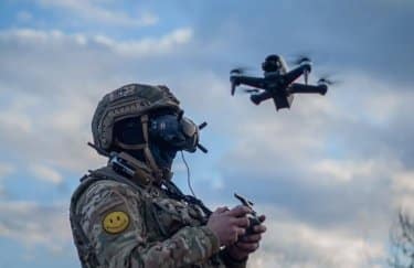 дрони-перехоплювачі, спеціалізовані FPV для знешкодження повітряних цілей