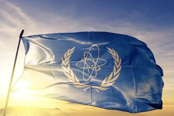 Шмигаль та Гроссі обговорили необхідність позачергової зустрічі МАГАТЕ для оцінки наслідків атак рф на енергосистему України