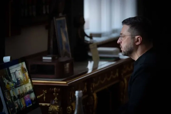 Зеленський: до 60% Києва без світла, ситуація складна у ще 5 областях, уряд перевірить бронювання енергетиків