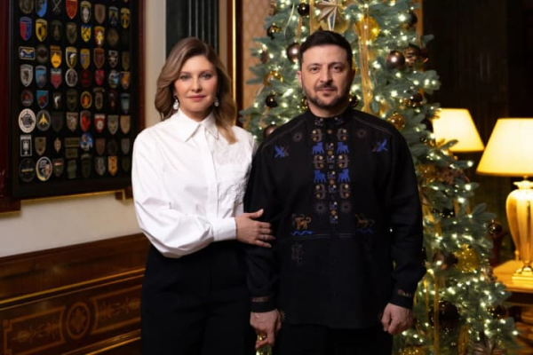 Віримо в мир, боремось за нього і працюємо заради цього: Зеленський привітав українців із Новим Роком